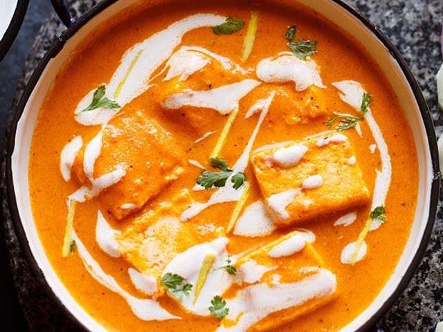 My favorite is Paneer Butter Masala, it is rich, creamy, mild sweet and spicy curry with generous amount of butter and fresh cream. can be serve with naan or a choice of rice. 😋😋😋