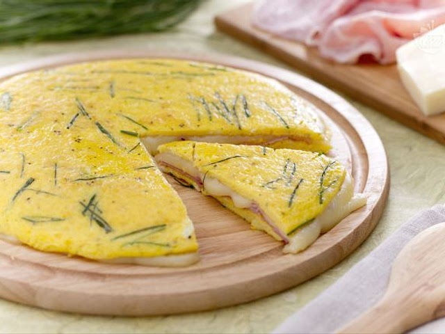 richiede poco tempo e puoi liberare fantasia per il ripieno e condirla come preferisci + risolve una cena o un pranzo =)