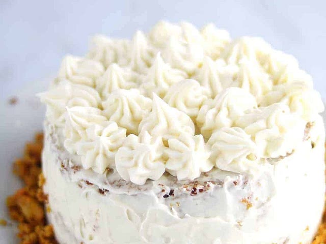 I have tried this cake by another person can you read my question is can you use Greek yogurt instead of regular yogurt in this recipe