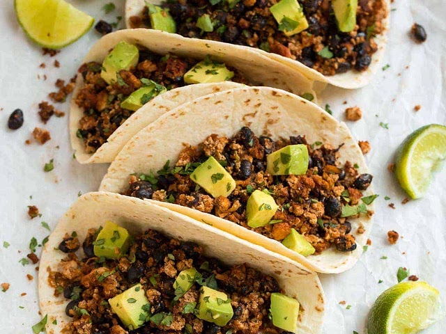 Leoniegriffiths04@gmail.com