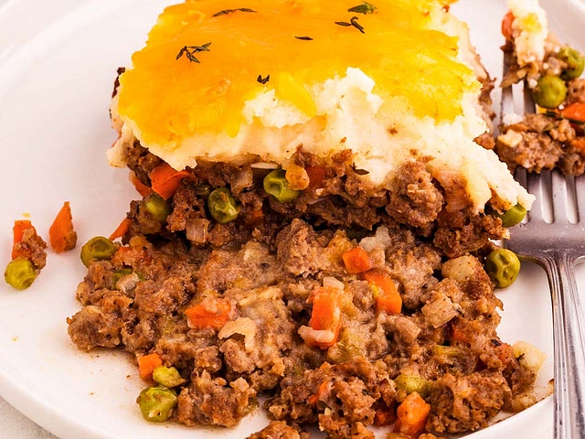 Is the topping here traditional shep pie?