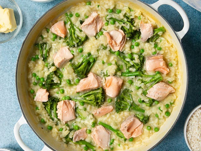 Recently I made this Fresh salmon risotto. I loved it because it's really fresh and goes great with high temperatures. I would be happy if you share some seadfood-fish ideas, I need some inspiration! :)