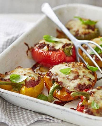 Bolognese-stuffed roast peppers