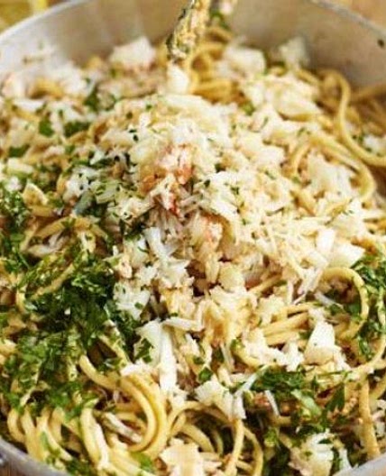 Crab linguine with chilli & parsley