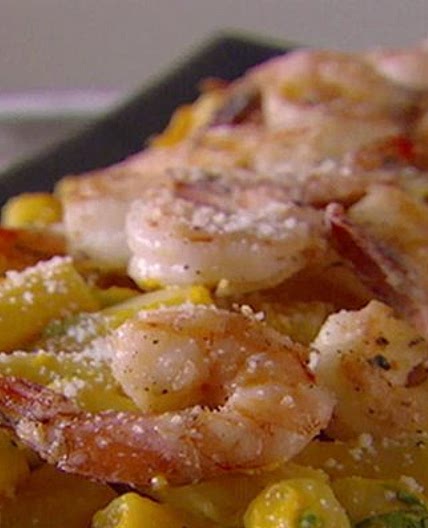 Rigatoni with squash and prawns