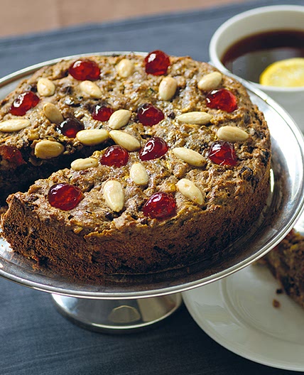 Rich fruit cake