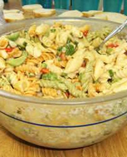 Salade de macaroni toute simple