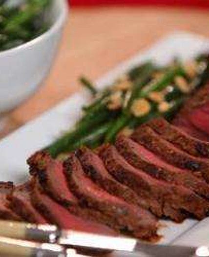 Roast Beef Fillet in Red Wine