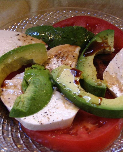 Avocado Caprese Salad