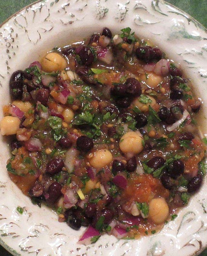 Salade de légumineuses à la mode moyen-orientale