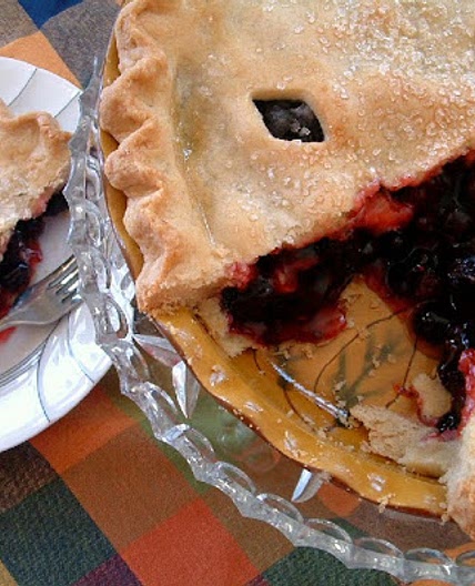 Olallieberry Pie & The Barefoot Contessa's Perfect Pie Crust Recipe - (4/5)