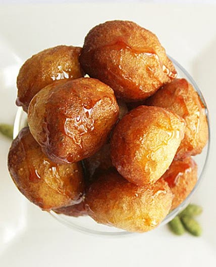 (Luqaimat) Crunchy Sweet Dumplings Recipe - (4/5)