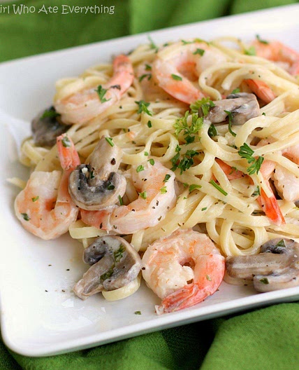 Pâtes crémeuses aux crevettes et aux champignons