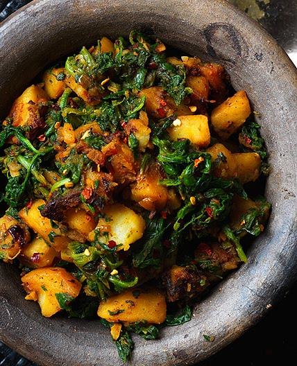 Saag aloo (spinach and potatoes)