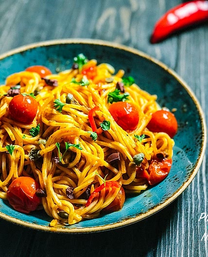 Spaghetti alla Puttanesca | Slimming & Weight Watchers Friendly