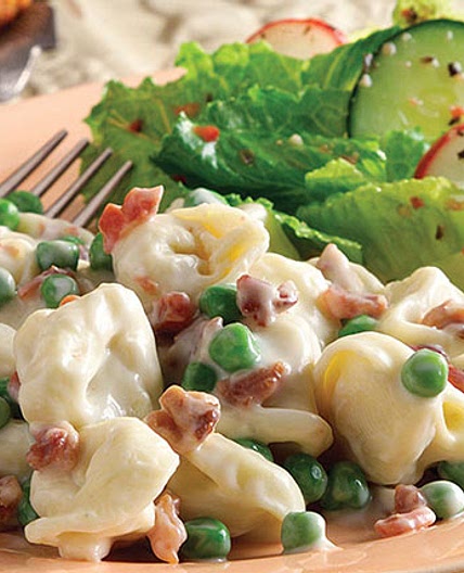 Easy Cheesy Tortellini & Bacon