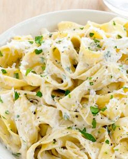 Low-Cal Fettuccine Alfredo