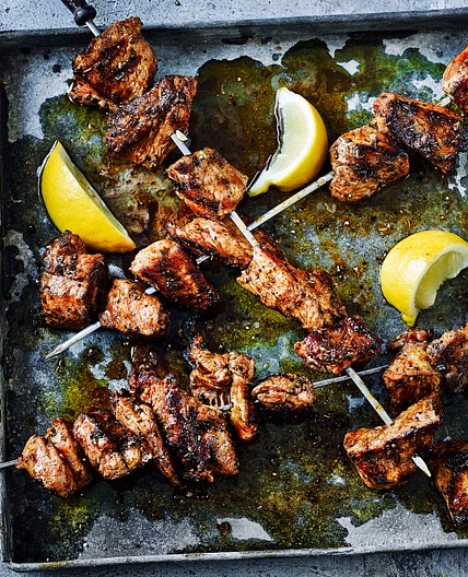 Pork souvlaki with oregano
