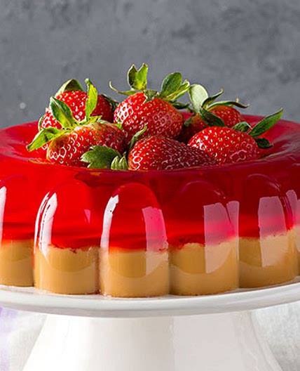 Dulce de Leche & Strawberry Gelatin Dessert