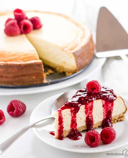 Low Carb Cheesecake Recipe - Sugar-Free Keto Cheesecake