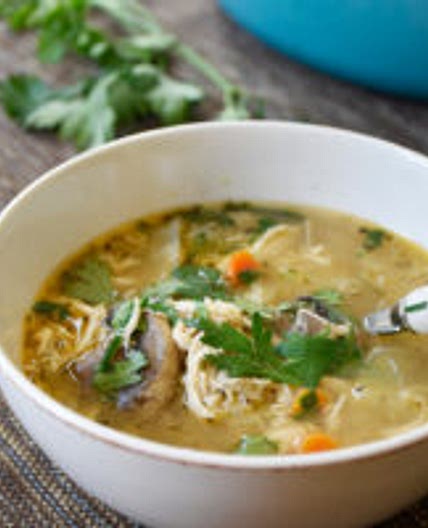 Keto no-noodle chicken soup