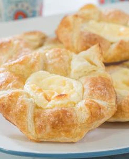Easy Cheese Danish