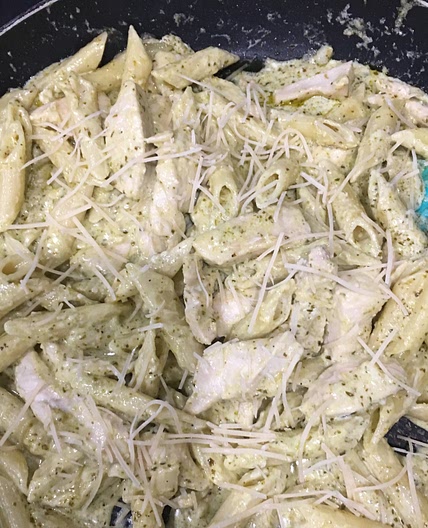 Penne with Chicken and Pesto