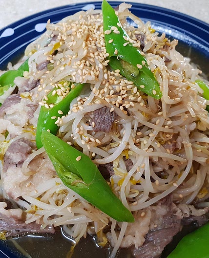 깔끔매콤 차돌박이 숙주찜 salty