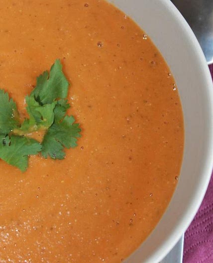 Soupe de lentilles corail, coco et curry