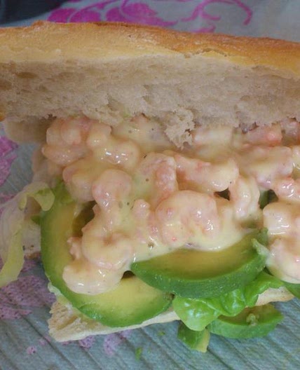 Sandwich avocat crevettes