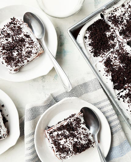 Delicious Oreo Refrigerator Cake (No-Bake)