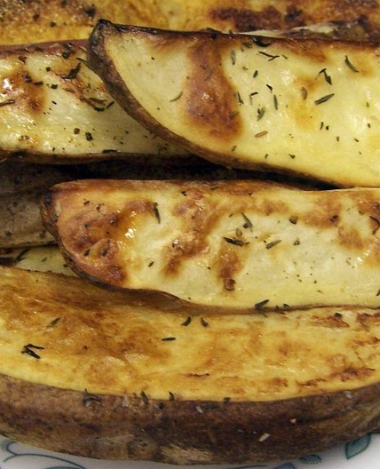 Oven Baked Golden Potato Wedges