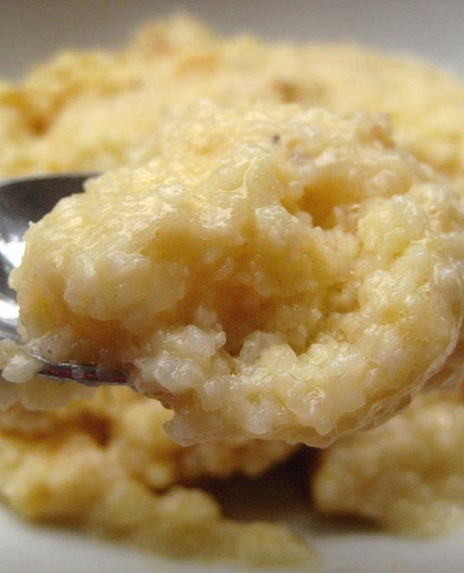 Paula Deen's Baked Garlic Cheese Grits