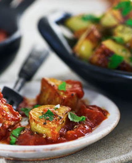 Baked Patatas bravas