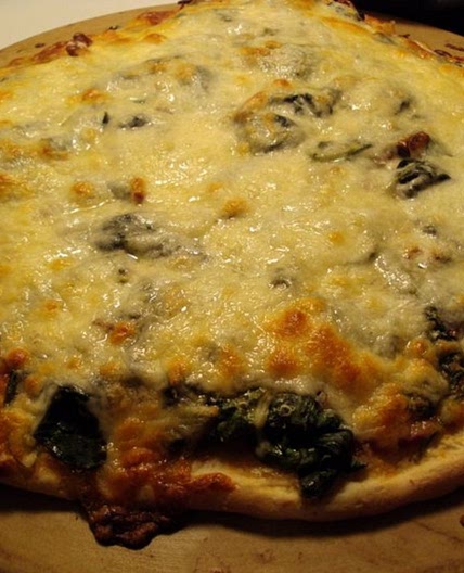 Spinach, Caramelized Onion, and Bacon Pizza