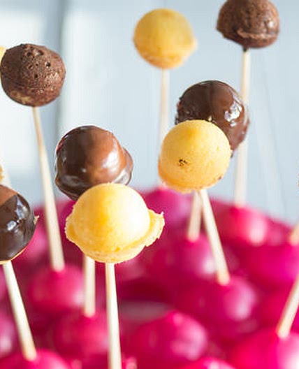 Cake Pops aus der Cake Pops Backform
