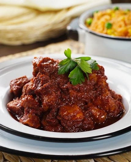 Carne de Cerdo Enchilada con Salsa BBQ