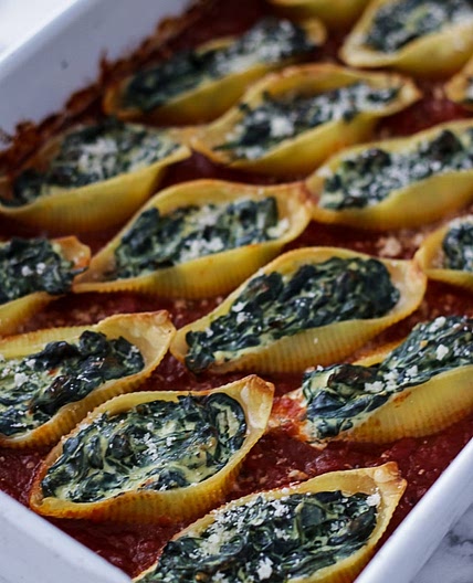 5 Ingredient Stuffed Shells with Spinach and Ricotta