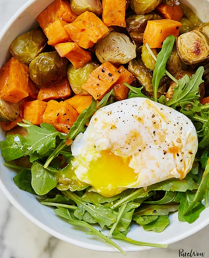 Egg and Veggie Breakfast Bowl