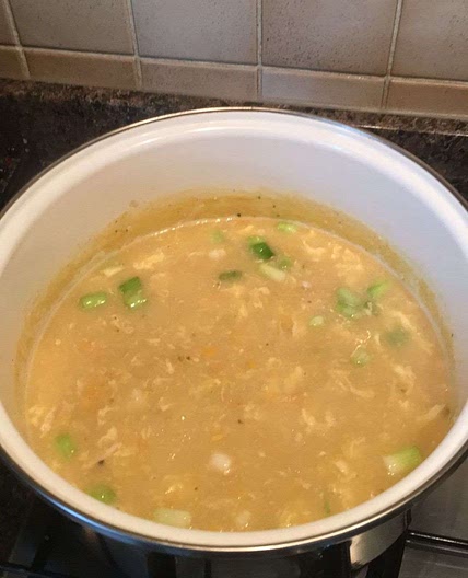 Chicken and sweetcorn soup (Chinese style)