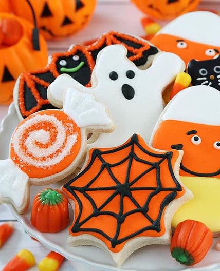 Halloween Biscuits Recipe | Desserts Recipes | Schwartz