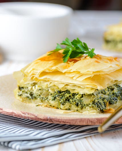 The Best Spanakopita Recipe (Greek Spinach Pie With Feta)