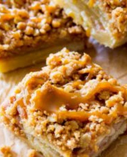Salted Caramel Apple Pie Bars