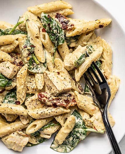 One Pot Creamy Pesto Chicken Pasta