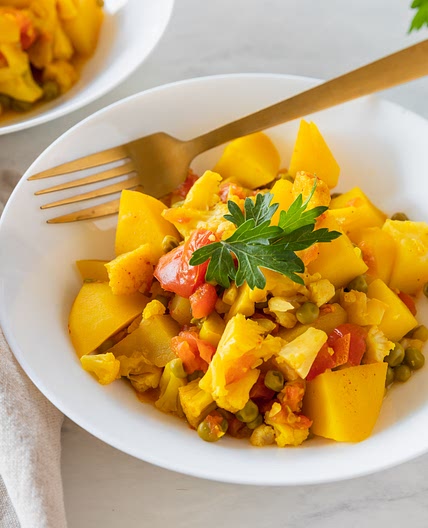 An Easy Crock-Pot Indian Vegetable Curry Recipe
