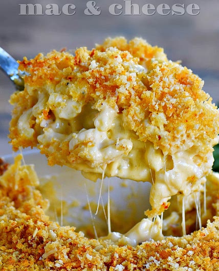 The BEST Homemade Baked Mac and Cheese