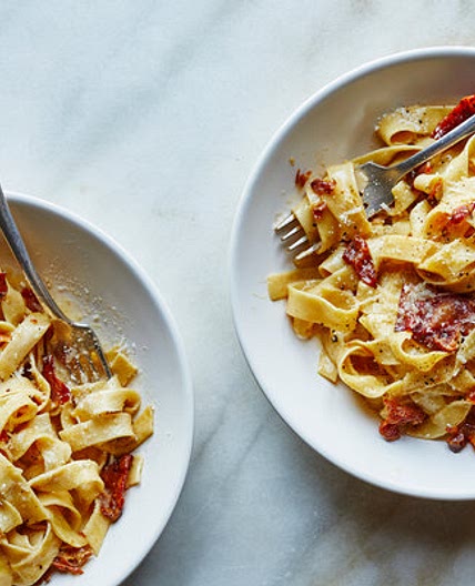 Tagliatelle With Prosciutto and Butter