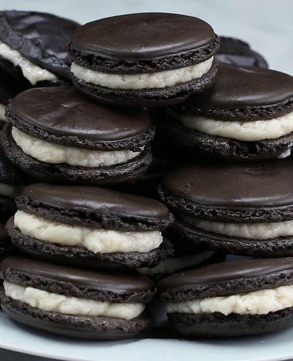 Cookies and Cream Macarons Recipe by Tasty