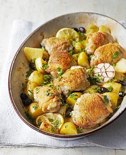 Chicken with lemon, garlic, herbs and potatoes