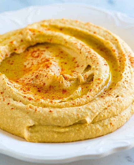 Easy Hummus (Better Than Store-Bought)
